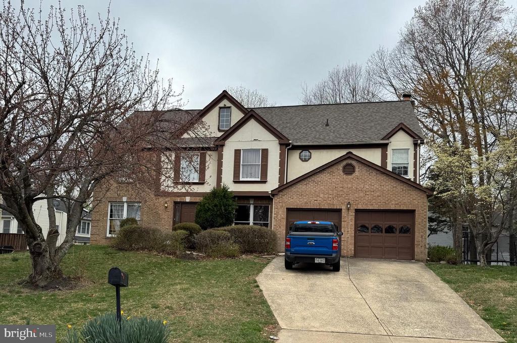 5408 KENNINGTON PLACE, Fairfax, VA 22032