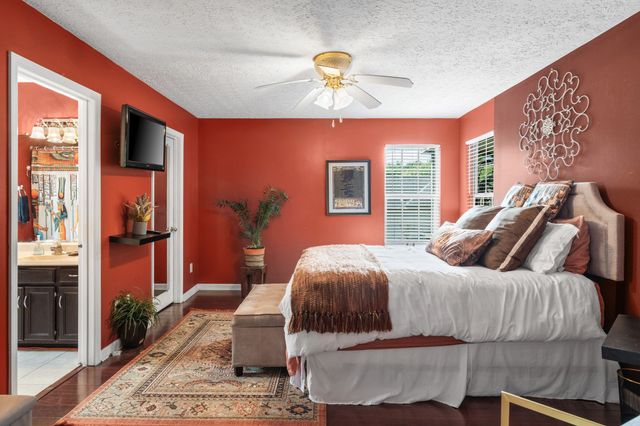 1120 Dawnwood Dr, Old Hickory, TN 37138