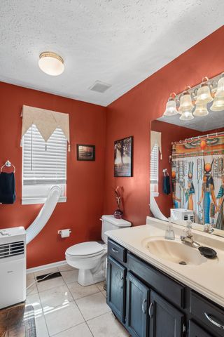 1120 Dawnwood Dr, Old Hickory, TN 37138