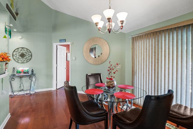 1120 Dawnwood Dr, Old Hickory, TN 37138