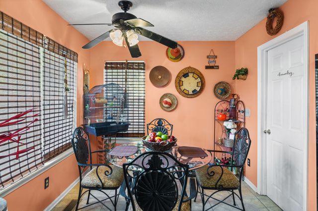 1120 Dawnwood Dr, Old Hickory, TN 37138