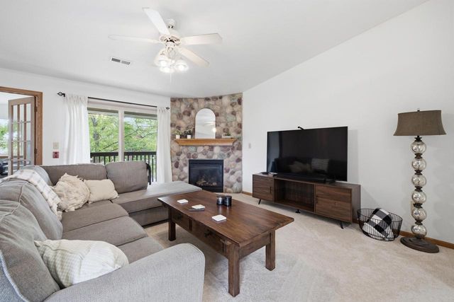 N161W20726 Kami LANE, Jackson, WI 53037