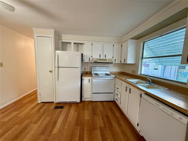 26139 ROSE LANE, Astatula, FL 34705