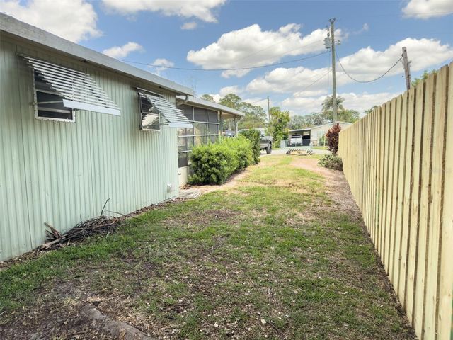 26139 ROSE LANE, Astatula, FL 34705