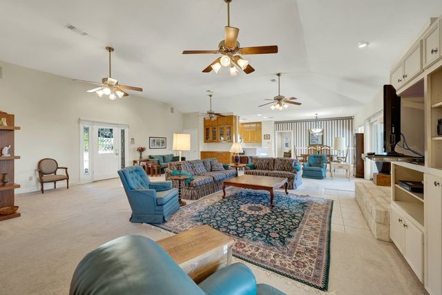 1221 Sundown Trail, Fischer, TX 78623