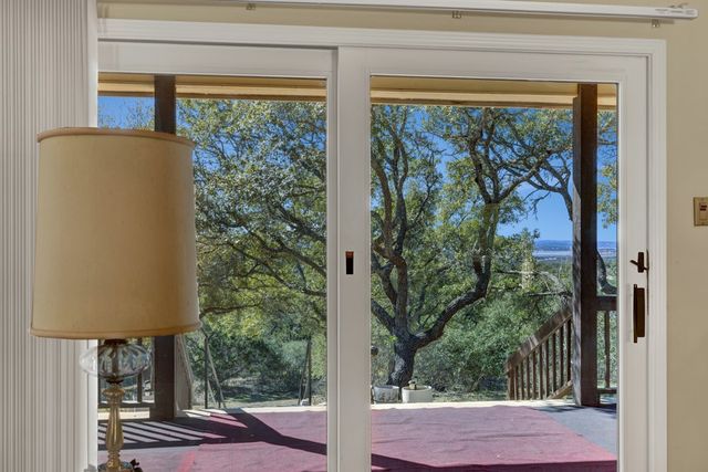 1221 Sundown Trail, Fischer, TX 78623