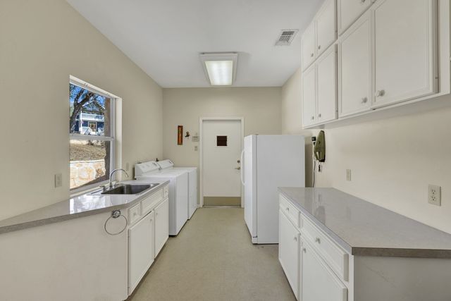 1221 Sundown Trail, Fischer, TX 78623