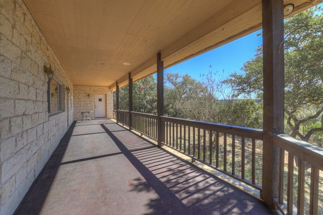 1221 Sundown Trail, Fischer, TX 78623