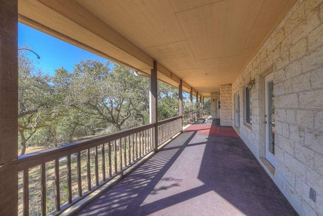 1221 Sundown Trail, Fischer, TX 78623