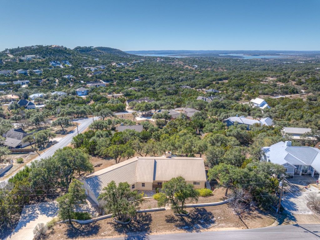 1221 Sundown Trail, Fischer, TX 78623