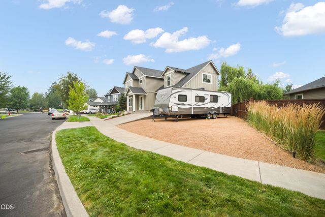 63441 Stacy Lane, Bend, OR 97701