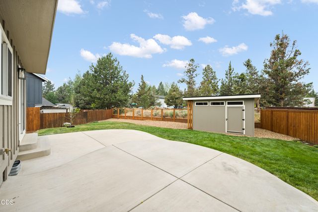 63441 Stacy Lane, Bend, OR 97701