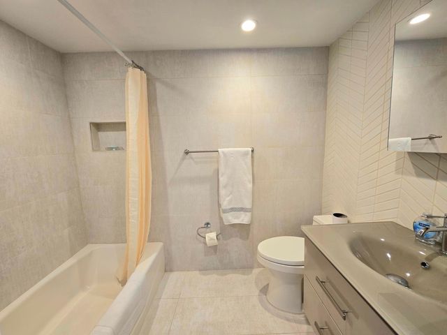 50 SE 12th Street 2260, Boca Raton, FL 33432