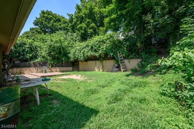 63 Thompson Ave, Dover Town, NJ 07801