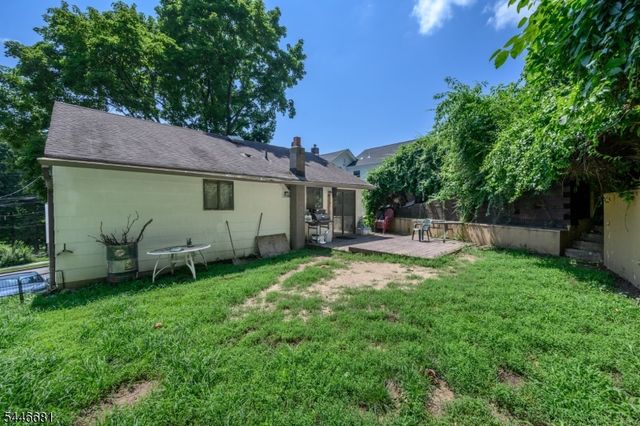 63 Thompson Ave, Dover Town, NJ 07801