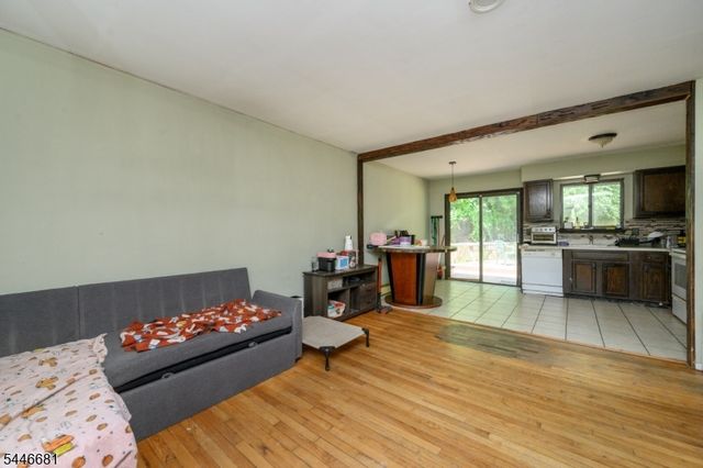 63 Thompson Ave, Dover Town, NJ 07801