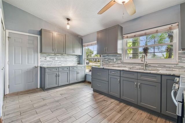 12030 COLONIAL ESTATES LANE, Riverview, FL 33579