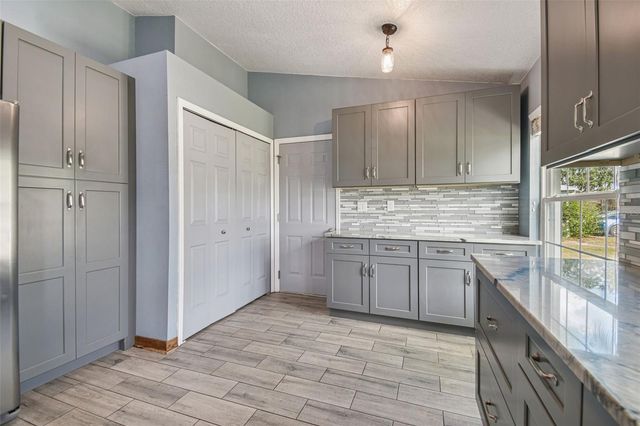 12030 COLONIAL ESTATES LANE, Riverview, FL 33579