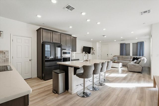 7969 Arcadia Drive, Citrus Heights, CA 95610