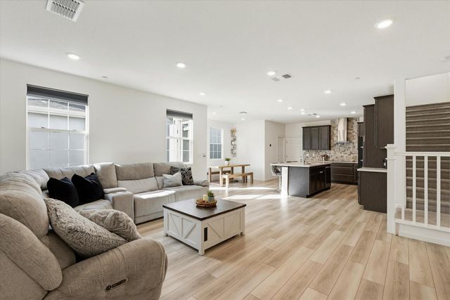 7969 Arcadia Drive, Citrus Heights, CA 95610