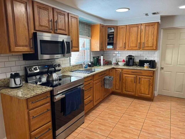 703 Ulrich Road A, Fort Pierce, FL 34982