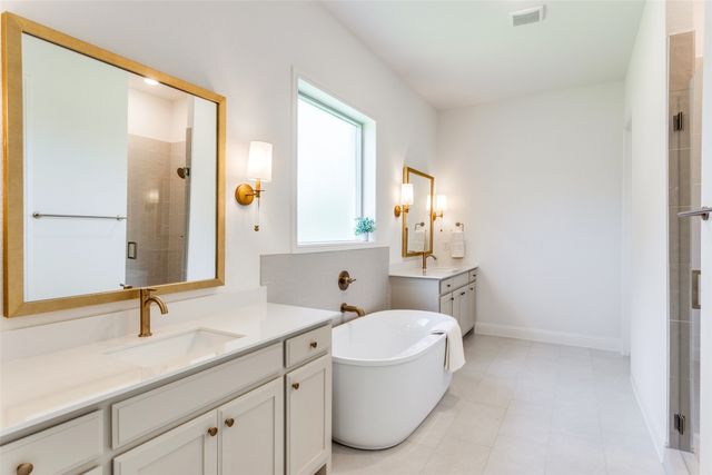 8965 Armstrong Court, Benbrook, TX 76126