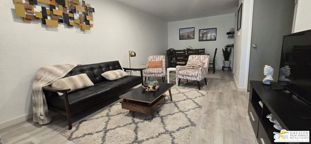 2825 N Los Felices Road 213, Palm Springs, CA 92262