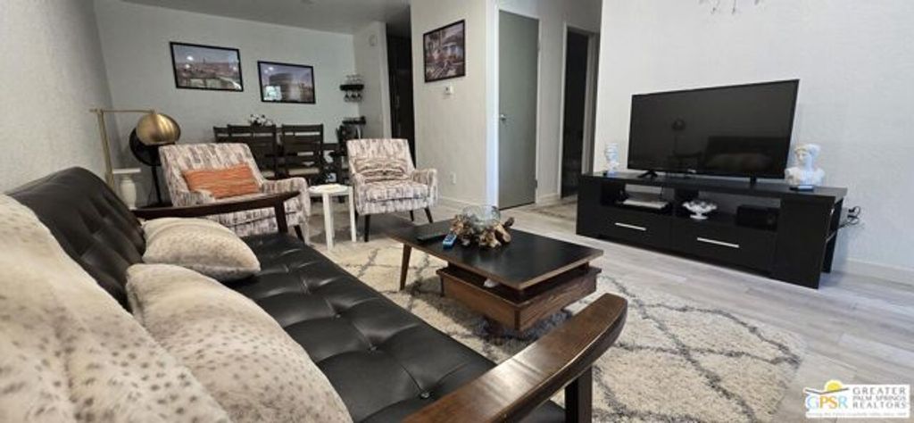 2825 N Los Felices Road 213, Palm Springs, CA 92262