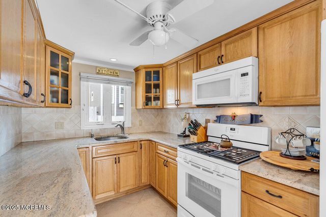 102 W Colony Road, Lavallette, NJ 08735
