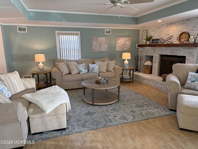 102 W Colony Road, Lavallette, NJ 08735
