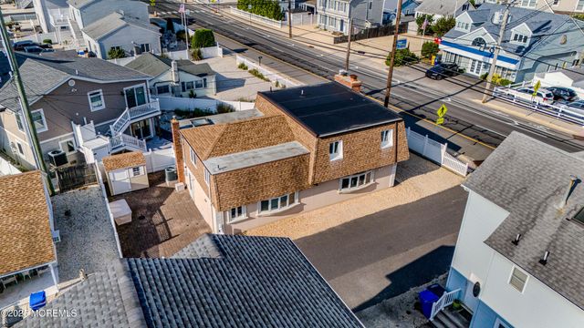 102 W Colony Road, Lavallette, NJ 08735