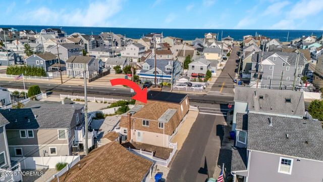 102 W Colony Road, Lavallette, NJ 08735