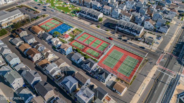 102 W Colony Road, Lavallette, NJ 08735