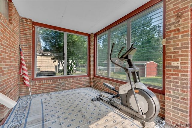 17 Siegfried Drive, Amherst, NY 14221