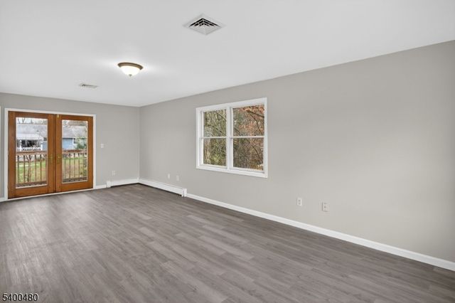 133 Francis St, Pohatcong Twp., NJ 08865