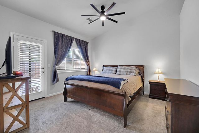 649 Falling Rock Ct, Yuba City, CA 95991