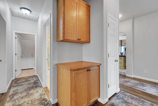 649 Falling Rock Ct, Yuba City, CA 95991