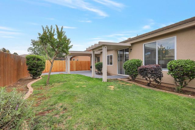 649 Falling Rock Ct, Yuba City, CA 95991