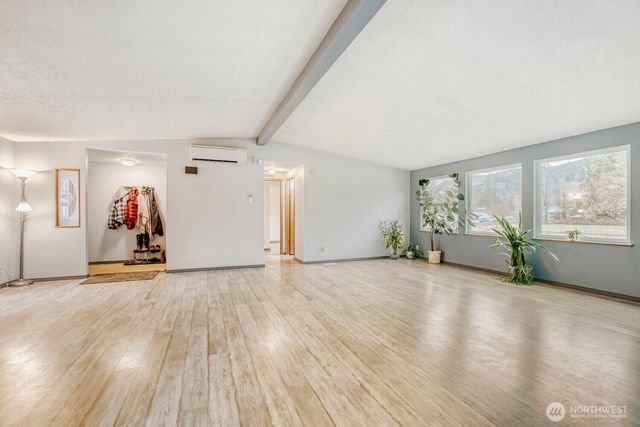 35605 State Route 2, Sultan, WA 98294