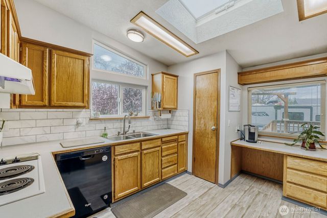 35605 State Route 2, Sultan, WA 98294