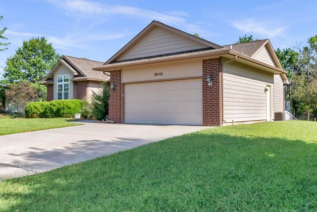 15818 E Woodcreek St, Wichita, KS 67230