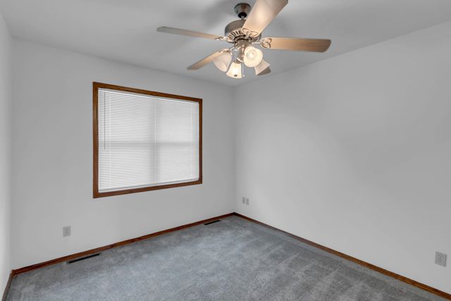 15818 E Woodcreek St, Wichita, KS 67230