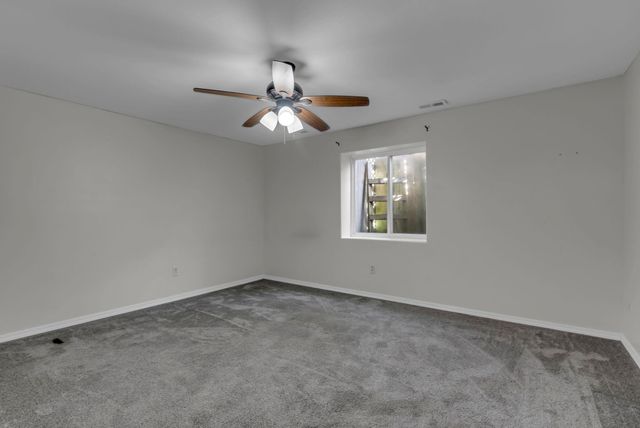 15818 E Woodcreek St, Wichita, KS 67230