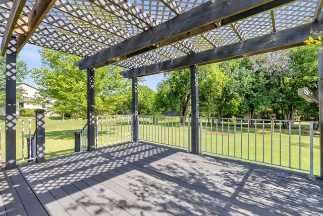 15818 E Woodcreek St, Wichita, KS 67230