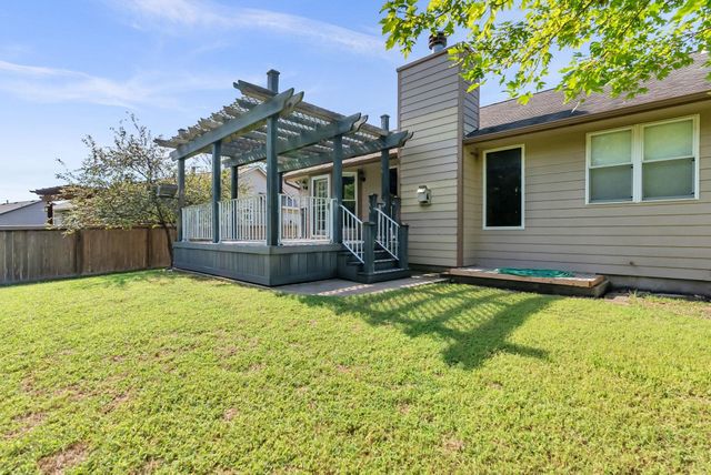 15818 E Woodcreek St, Wichita, KS 67230