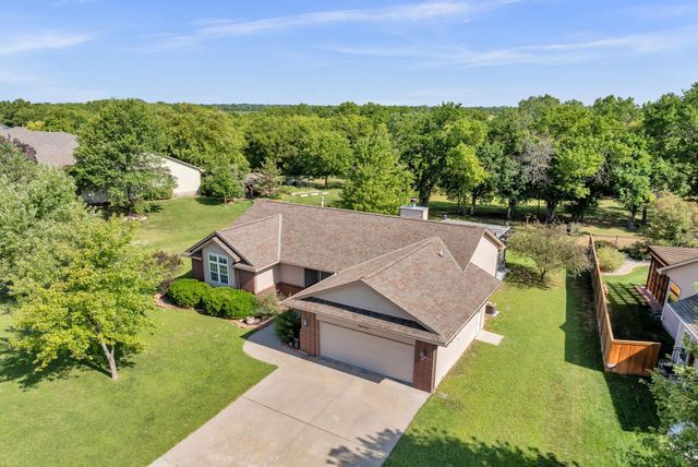 15818 E Woodcreek St, Wichita, KS 67230