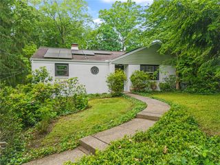 203 Rockingham Road, O'hara, PA 15238