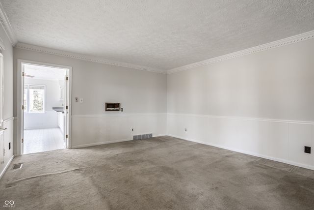 6850 Fox Lake Court, Indianapolis, IN 46278