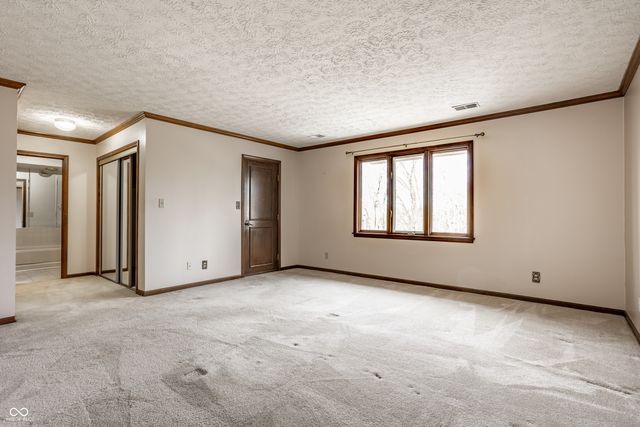 6850 Fox Lake Court, Indianapolis, IN 46278