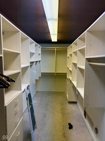 6850 Fox Lake Court, Indianapolis, IN 46278